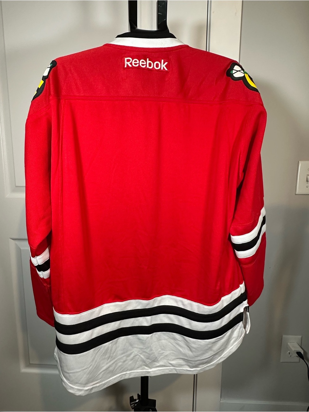 Reebok Chicago Blackhawks NHL Premier Hockey Jersey Red Men’s M - Picture 4 of 5